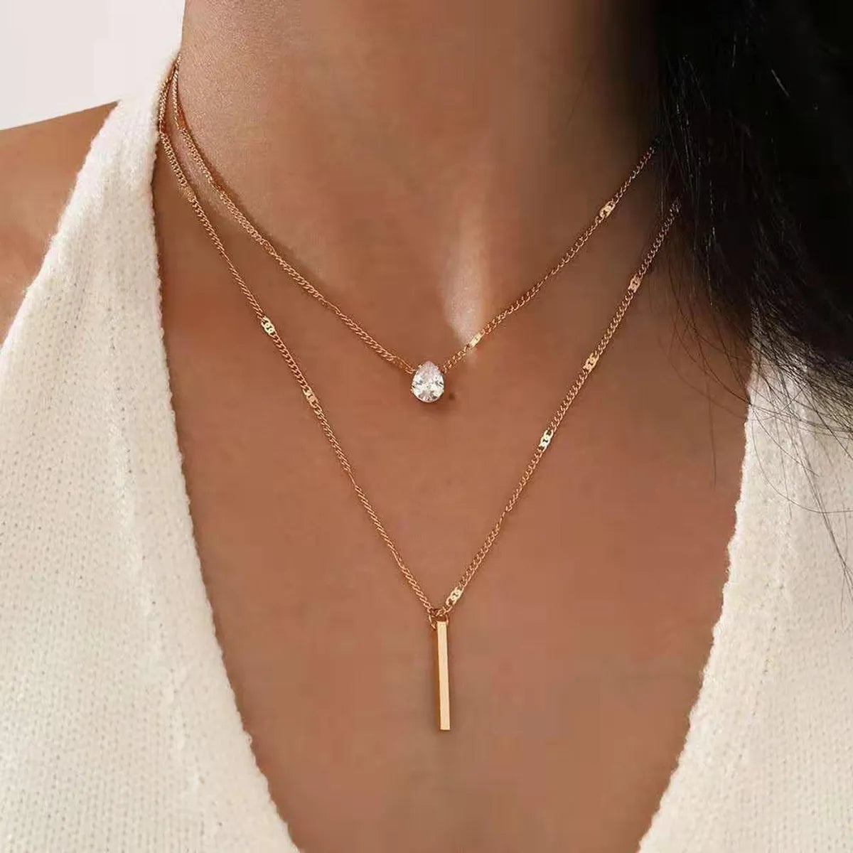 304 Stainless Steel 18K Gold Plated Simple Style Plating Solid Color Artificial Rhinestones Necklace