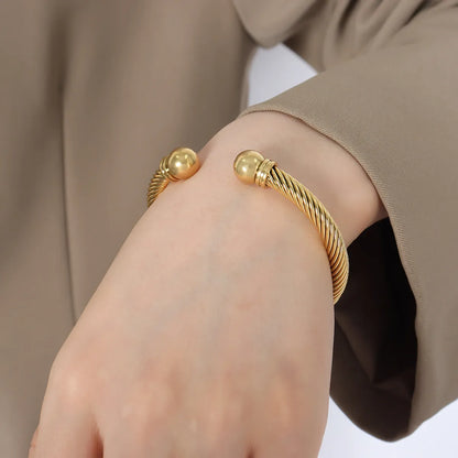 Simple Style Solid Color Titanium Steel Plating 18k Gold Plated Twisted Cable Bracele