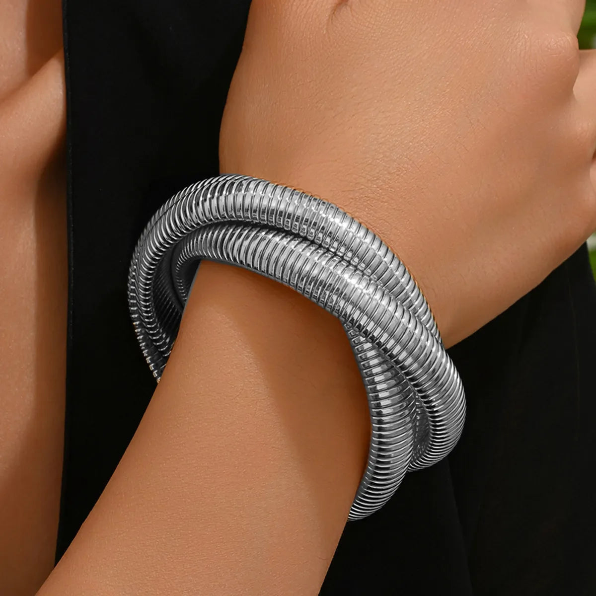 Simple Style Solid Color Zinc Alloy Wholesale Bangle