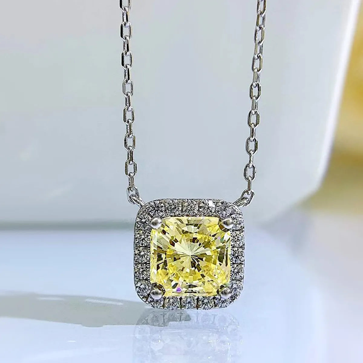 Simple Style Square Sterling Silver Plating Inlay High Carbon Diamond Pendant Necklace