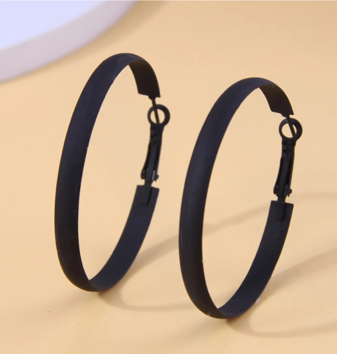 Simple Style Streetwear Circle Ferroalloy Women'S Hoop Earrings