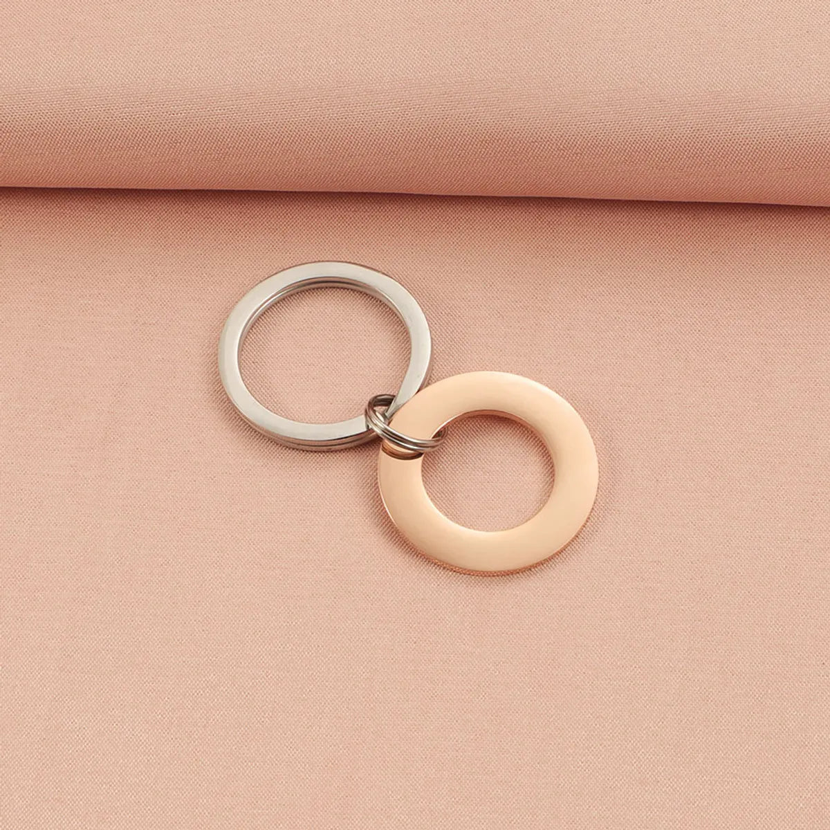 Simple Style Streetwear Solid Color Titanium Steel Unisex Keychain