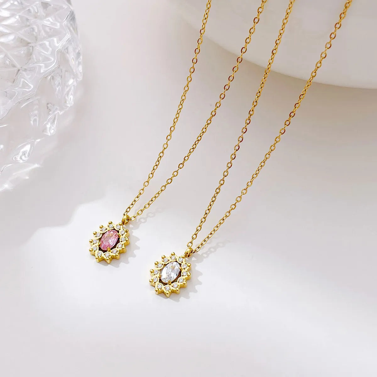 Simple Style Sun Stainless Steel White Gold Plated Gold Plated Zircon Pendant Necklace In Bulk