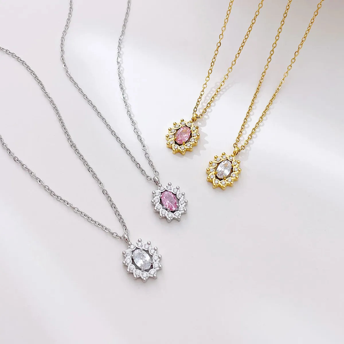 Simple Style Sun Stainless Steel White Gold Plated Gold Plated Zircon Pendant Necklace In Bulk