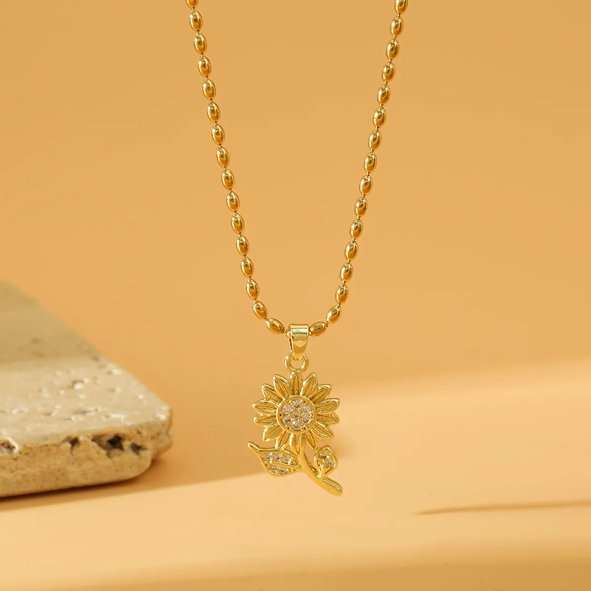 Simple Style Sunflower Stainless Steel Copper Plating Inlay Zircon 18k Gold Plated Pendant Necklace