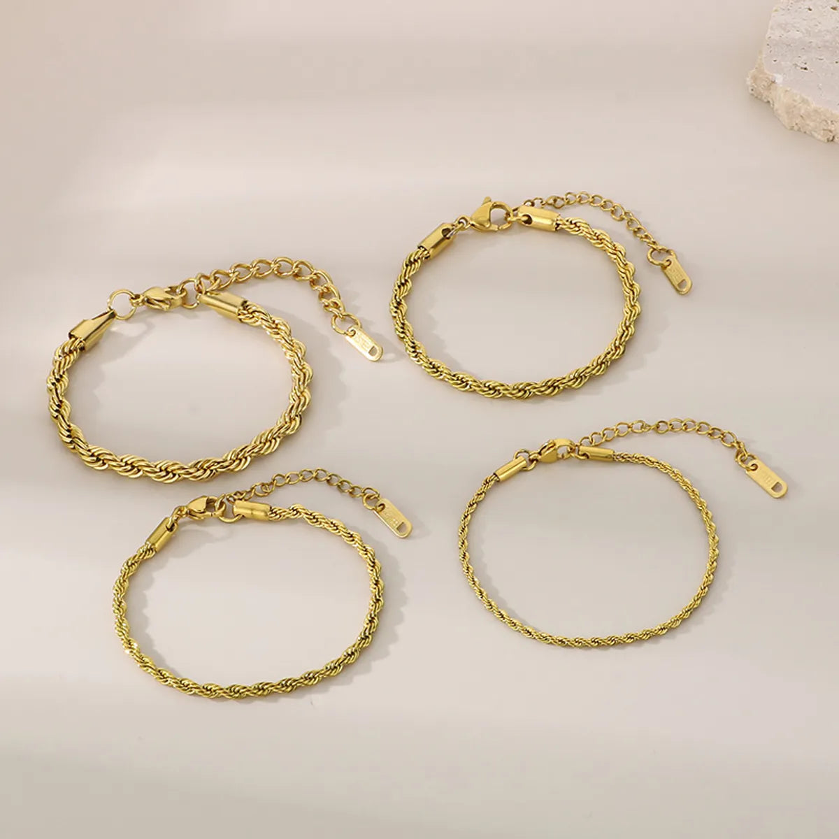 Simple Style Twist 304 Stainless Steel 18K Gold Plated Bracelets In Bulk