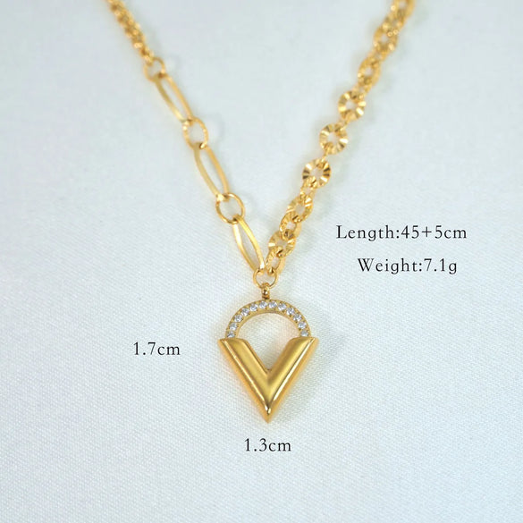 Simple Style V Shape Heart Shape Elephant Zircon Titanium Steel Wholesale Pendant Necklace