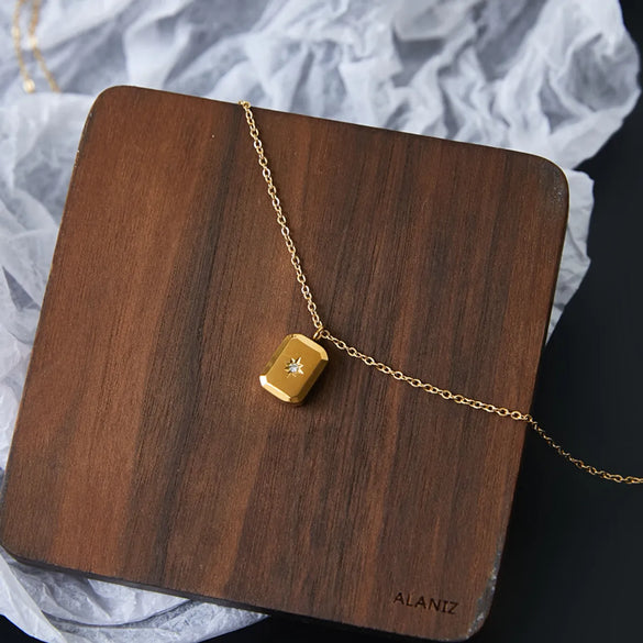 Simple Style Water Droplets Titanium Steel Rhinestones 18k Gold Plated Pendant Necklace