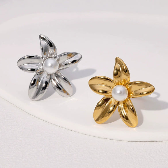 Simple Temperament Allmatch Flower Ring For Women Stainless Steel With French Cold Style And Electroplating
