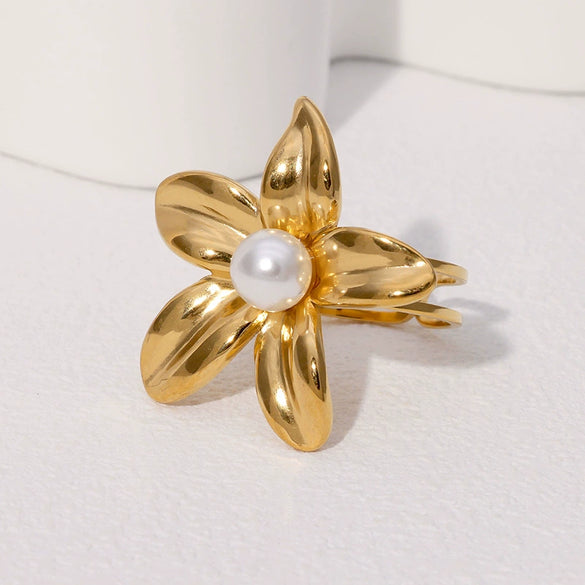 Simple Temperament Allmatch Flower Ring For Women Stainless Steel With French Cold Style And Electroplating
