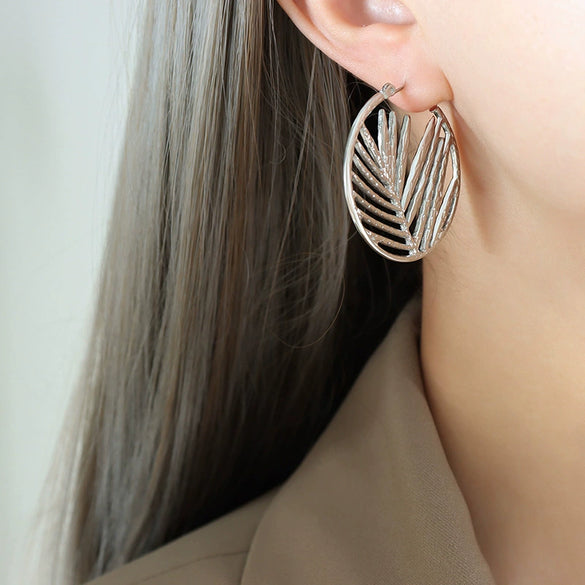 Simple 316L Stainless Steel Women's Earrings With Geometric Pattern And Electroplating Design