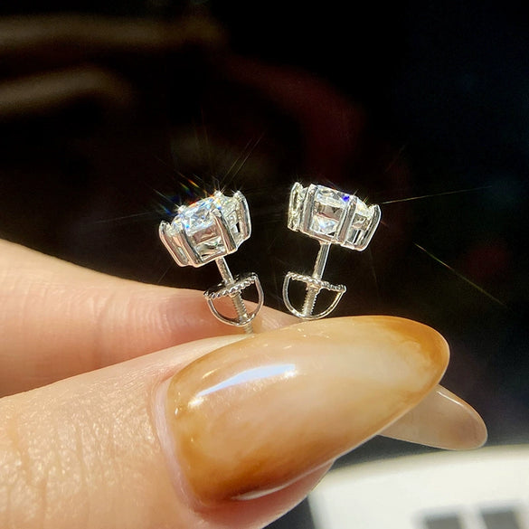 Simple Unisex Stud Earrings S925 Sterling Silver Geometric Design Electroplated With Moissanite And Classic Six Claw D Color Diamond