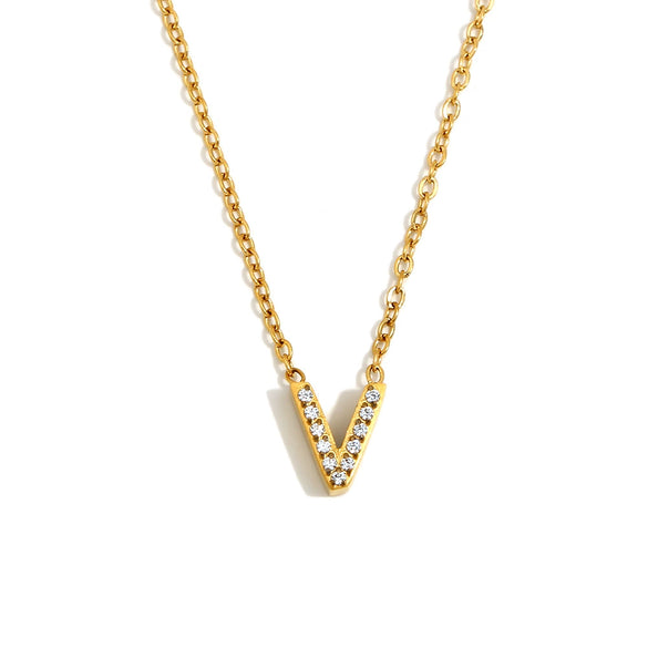 Simple Women's Stainless Steel Plated 18K Gold Letter Pendant Necklace With Electroplating