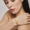 Small Crumple Chrysanthemum Sea Water Shell Elastic Cord Adjustable Open Bracelet In Titanium Steel With Electroplating Fashion Ol Style