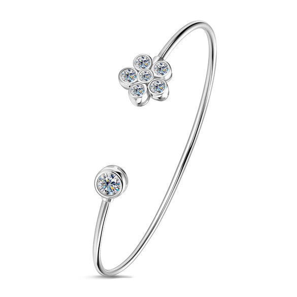 Small Flower Moissanite Bracelet S925 Sterling Silver Electroplated Jewelry For Women