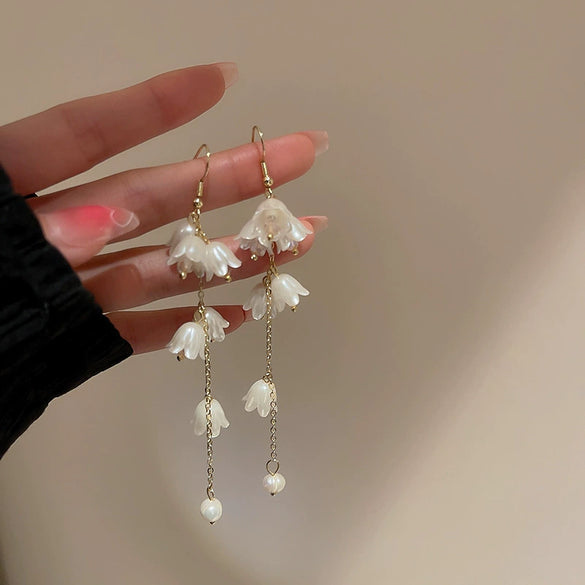 Small Fresh Sweet Flower Fabric Earrings With Electroplating Treatment