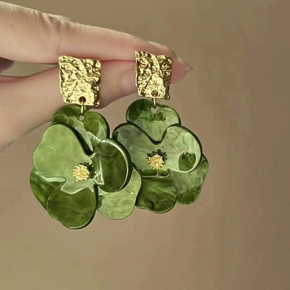 Small Fresh Sweet Flower Fabric Earrings With Electroplating Treatment