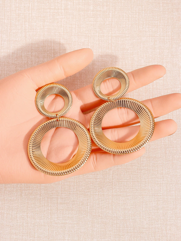 Solid Color Geometric Leaf Hoop Earrings With Smooth Metal Disc Design Exaggerated Versatile Unisex Statement Jewelry
