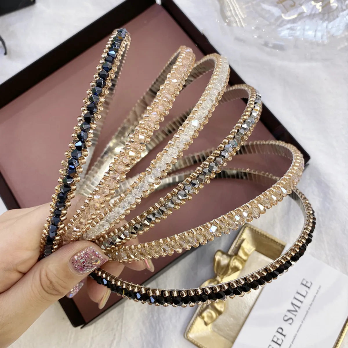 South Korea'S New Crystal Full Diamond Headband Summer Simple Hair Hole Steel Ring Thin Edge Headband Wholesale Nihaojewelry