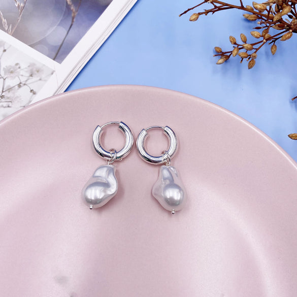 Specialshaped Artificial Pearl Earrings Natural Style