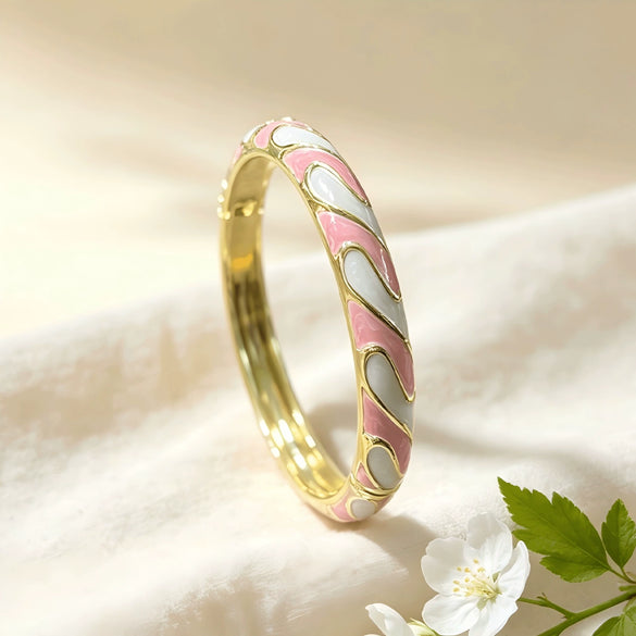 Spiral Enamel Open Cuff Bracelet With Retro Geometric Color Block Design And Plated Finish Wholesale Fashion Accessory