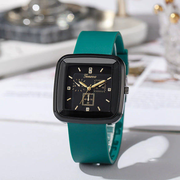 Square Leisure Women's Quartz Watch With Silicone Strap And Plastic Case