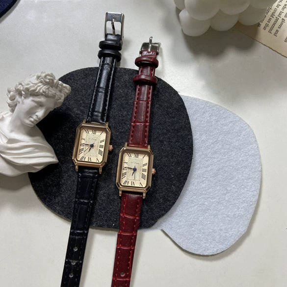 Square Retro Women's Watch Alloy Case Ordinary Glass Mirror Leisure Style