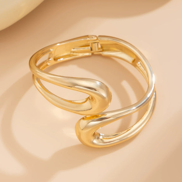 Stacked Wind Irregular Zinc Alloy Electroplated Bracelet