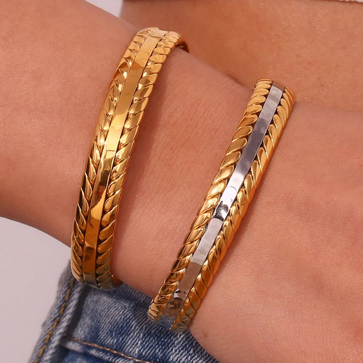 Stainless Steel 18K Gold Plated Simple Style Color Block Bangle