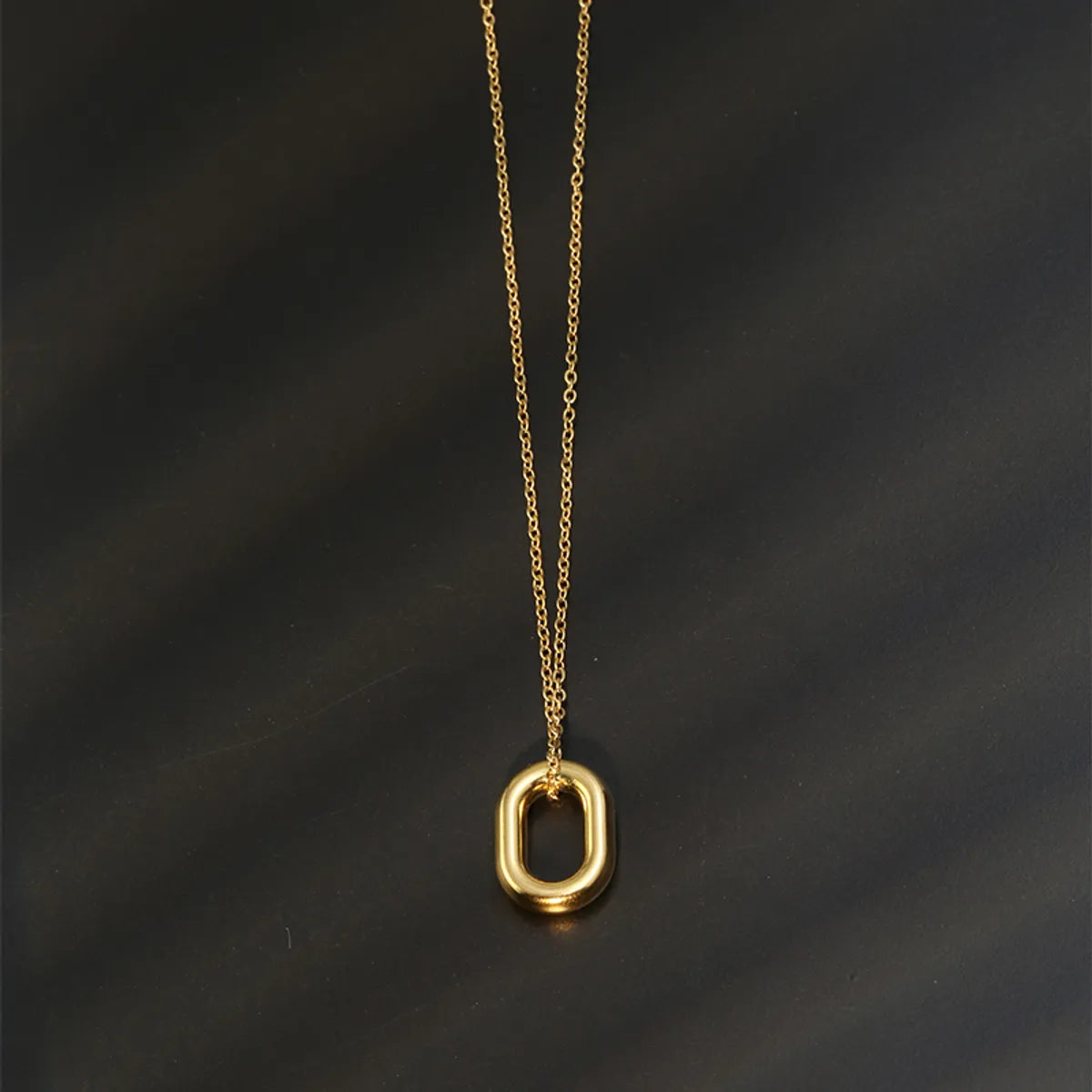 Stainless Steel 18K Gold Plated Simple Style Geometric Pendant Necklace