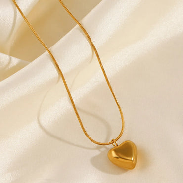 Stainless Steel 18K Gold Plated Simple Style Heart Shape Pendant Necklace