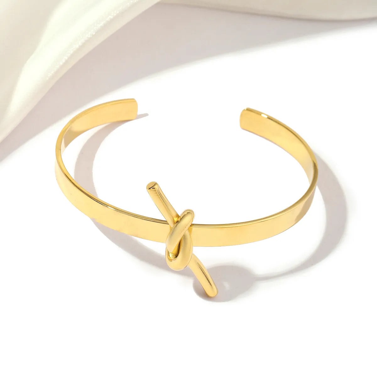 Stainless Steel 18K Gold Plated Simple Style Streetwear Solid Color Bracelets