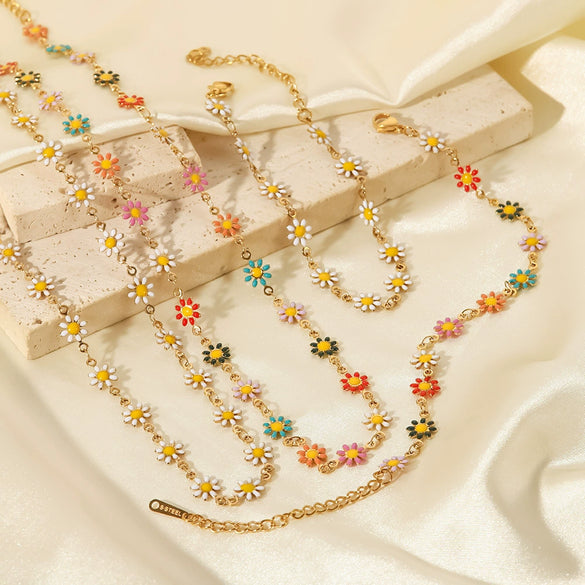 Stainless Steel And Titanium Steel Daisy Chain Clavicle Chain Necklace With Geometric Pattern And Electroplating Treatment