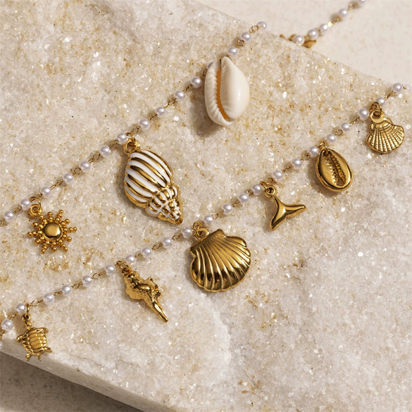 Stainless Steel And Titanium Steel Electroplated Conch Shell Necklace For Women