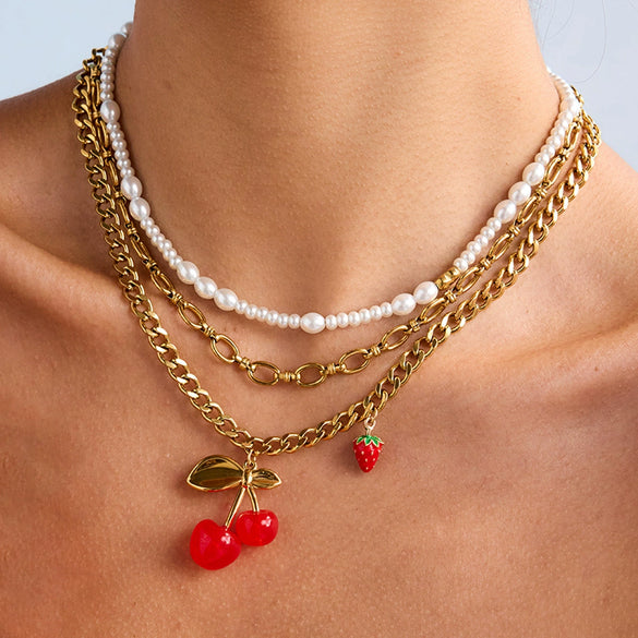 Stainless Steel And Titanium Steel Fruit Shape Sweet Style Pendant Necklace With Electroplating Design
