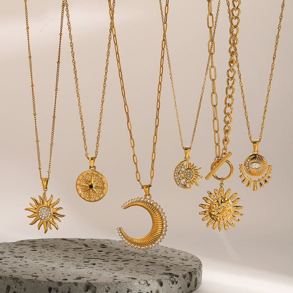 Stainless Steel And Titanium Steel Geometric Star Necklace With Electroplating