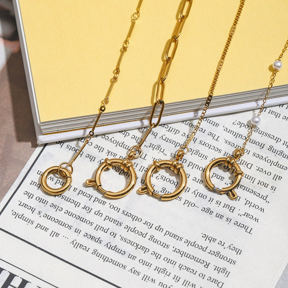 Stainless Steel And Titanium Steel Pearl Necklace Electroplated Light Luxury Niche Women's Jewelry