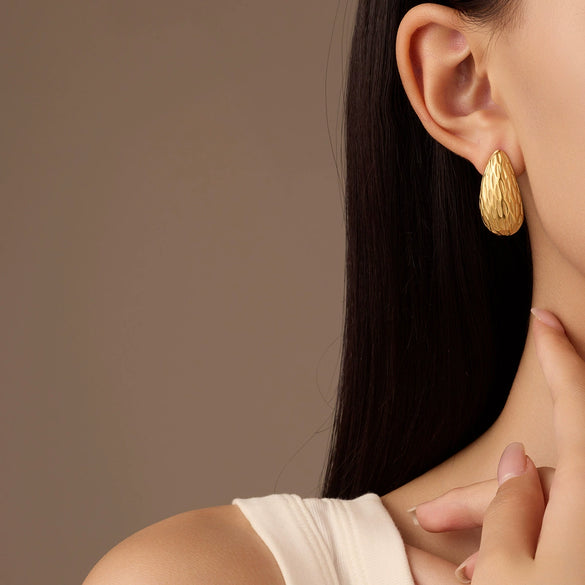 Stainless Steel Drop Shape Electroplated Women's Earrings Simple Elegant Cold Style Fashion Design