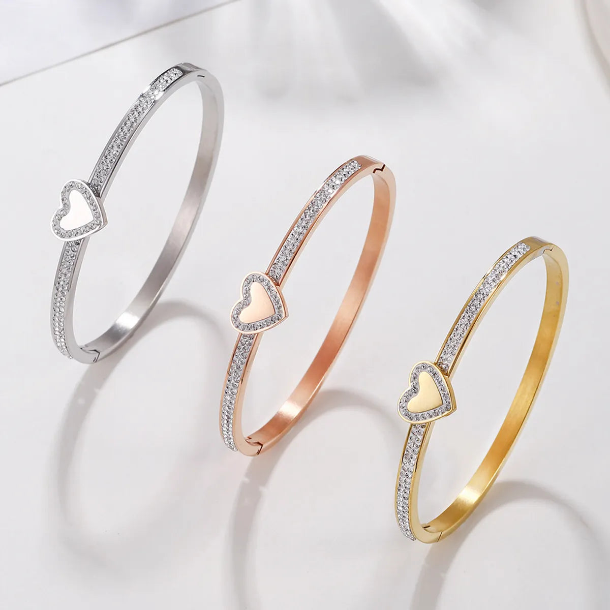 Stainless Steel Elegant Simple Style Heart Shape Plating Inlay Rhinestones Bangle