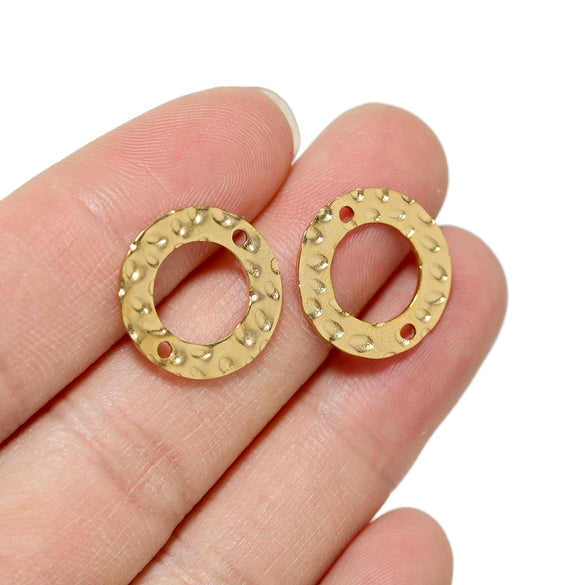 Stainless Steel Embossed Pleated Double Hole Round Jewelry Pendant For Diy Necklace Bracelet Clothing Accessories Ring With Electroplating