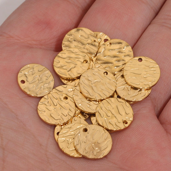 Stainless Steel Embossed Wafer Totem Pattern Diy Jewelry Connection Accessories Pendant For Bracelet And Necklace With Electroplating Treatment