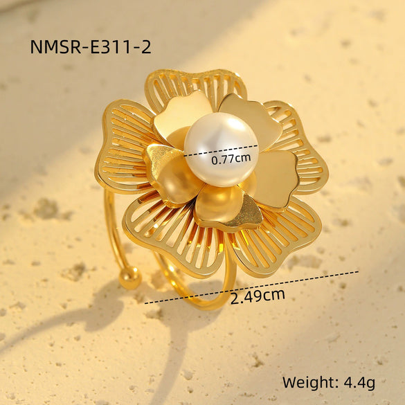 Stainless Steel Flower And Leaf Ring Electroplated Light Luxury Style For Women