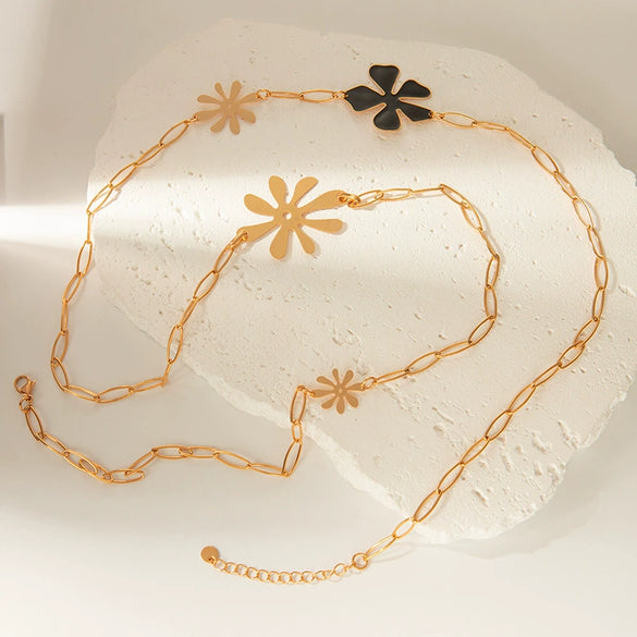 Stainless Steel Flower Fashion Necklace With Electroplating