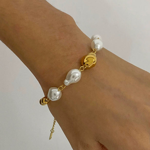 Stainless Steel Geometric Baroque Pearl Women's Bracelet With Electroplating