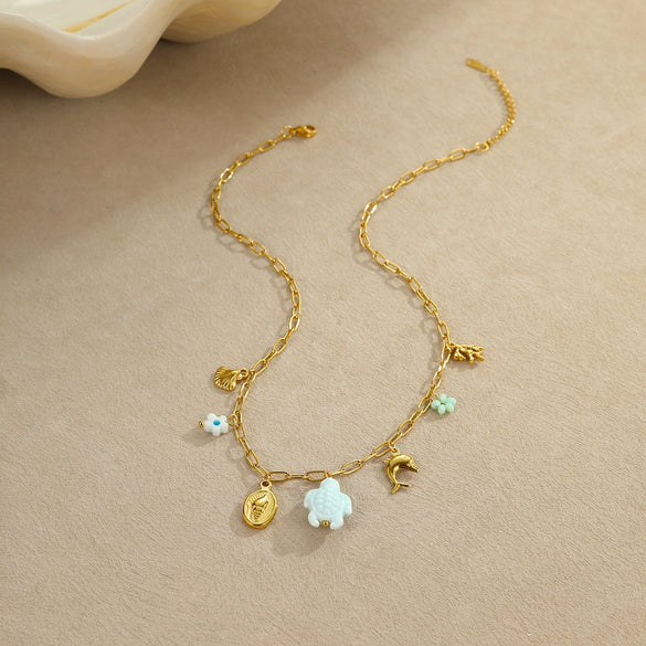 Stainless Steel Geometric Daisy Butterfly Pendant Necklace With Electroplating Fashion Style