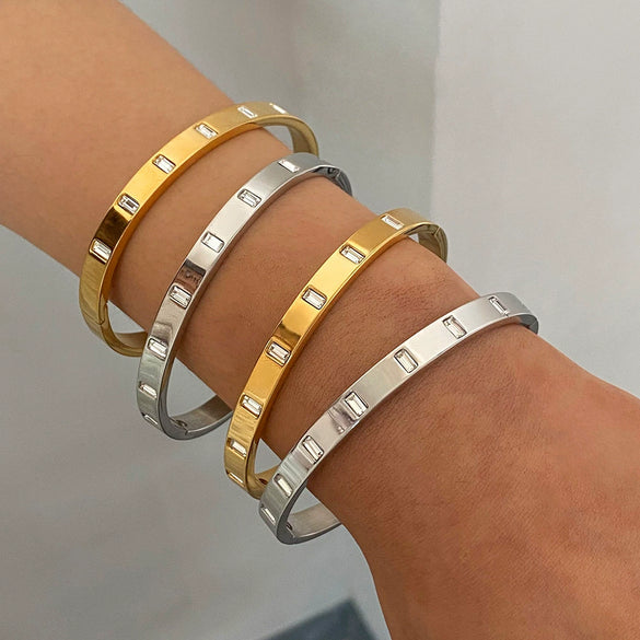 Stainless Steel Geometric Electroplated Buckle Bracelet