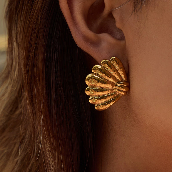 Stainless Steel Geometric Hammer Shell Women's Earrings With Electroplating And Light Luxury Design