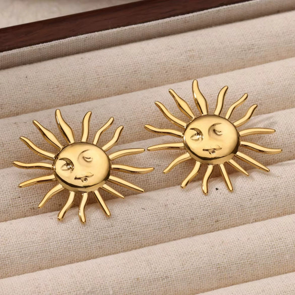 Stainless Steel Geometric Heart Striped Earrings For Women With Electroplating Design