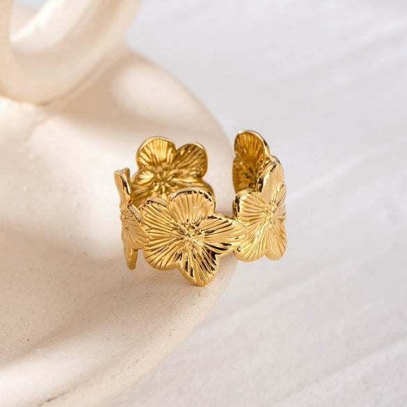 Stainless Steel Geometric Rib Flower Opening Bracelet Electroplated For Women Retro Style Jewelry