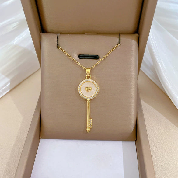 Stainless Steel Geometric Shell Pendant Women's Allmatch Clavicle Necklace